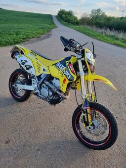 Suzuki drz 400 sm