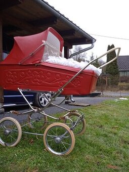 Retro kočárek Liberta