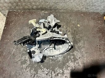 Opel Corsa F manuální převodovka 20A730