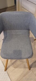 Jidelni stůl a 4 židle