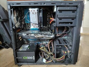 Počítač, komplet alebo na komponenty