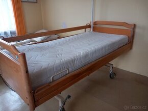 Elektrická polohovatelná postel