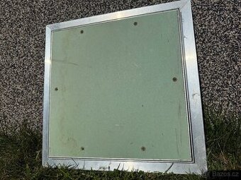 Revizní dvířka do sádrokartonu vlhkuvzdorná 30x30