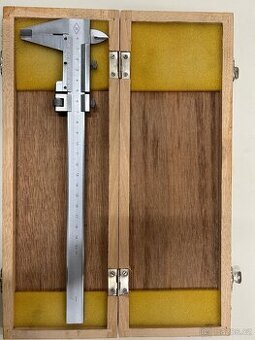 PRODÁM POSUVNÉ MĚŘÍTKO VNITŘNÍ SE ŠROUBEM