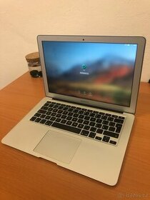 MacBook Air (13-inch, 2017) 256GB - 1