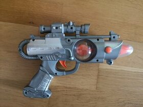 Hračka - pistole pro nejmenší