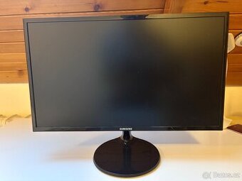 Obrázek k inzerátu: Monitor Samsung S24F350, 24 ", 59 cm