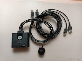 USB přepínač ATEN US424, až 4 PC a 4 USB zařízení