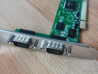 PC komponenty - LPT, COM, SATA, USB karty, HDD