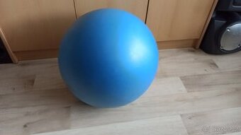 Gymnastický míč průměr 42 cm, výborný stav