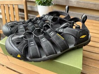 Keen sandály vel.40