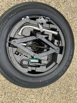 Plnohodnotné rezervní kolo Škoda Superb III.