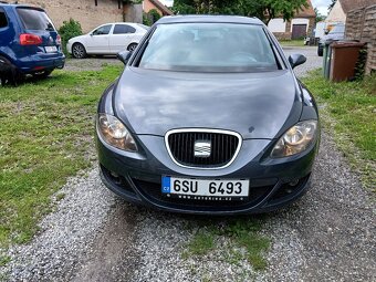 Seat Leon 1.6 75kw 2008 servisní kniha 149t/km