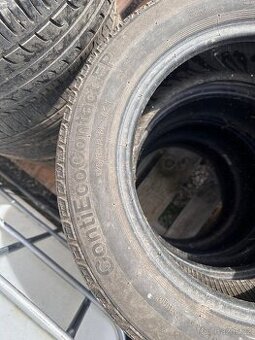 Continental 175/65/r14 82T