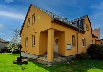 Rodinný dům/dvougenerační, zahrada,Těně, okr.Rokycany