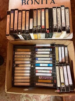VHS kazety - 50 kusů