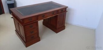 Psací stůl dřevěný - antik styl, délka 134,5 cm