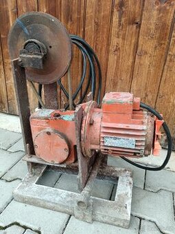 Motor ke grilu