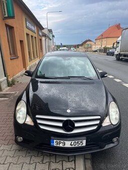 Mercedes Benz R320 CDI 4-MATIC