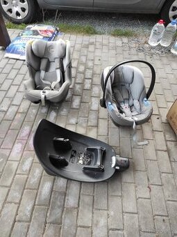 Prodám 2 dětské autosedačky Cybex – Sirona M2 i-Size + Aton