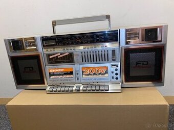 SHARP 939 radiomagnetofon