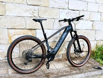 CUBE REACTION HYBRID SLT 750 - zánovní