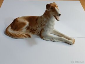 Soška chrta značeno Royal Dux