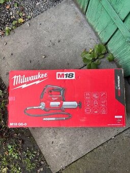 Milwaukee M18 GG-0 - nová