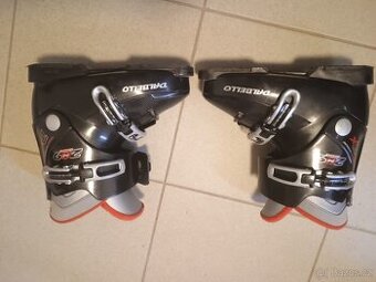 Lyžařské boty vel. 250mm