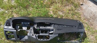 Renault Laguna 3 palubní deska a další díly