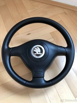 Tříramenný volant Fabia Octavia RS - Nový znak