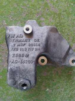 Držák převodovky 1k0199117 bm