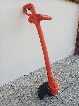 Strunová sekačka Black Decker