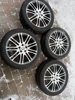 Zimní pneu 235/45R18 98V Nokian , 5/112