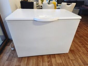 Pultový mrazák Zanussi 87l