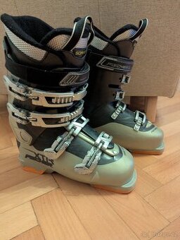 Lyžáky Fischer 39