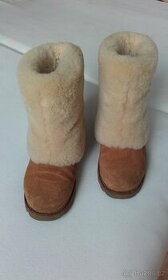 UGG válenky vel. 36 - 1