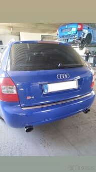 Bezrámečkové držáky SPZ