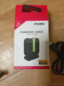 Nintendo Nabíjecí stanice na 4 Joycony