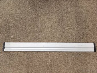 Hliníková přepážka pro plastovou vanu ŠKODA