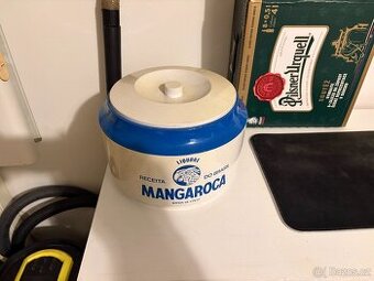 Ledák , nádoba na led. Praha 6.