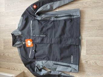 Pracovní oděv značková.