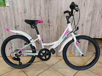 Dívčí kolo CTM Maggie 2.0