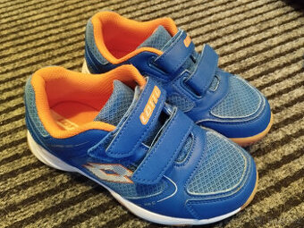 LOTTO JUMPER 400 II CL S vel. 32 obuv sálovky do tělocvičny