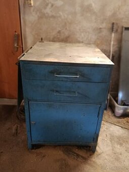 Dílenský ponk/skříňka pod stroj