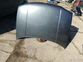 Kapota Volkswagen Golf 4