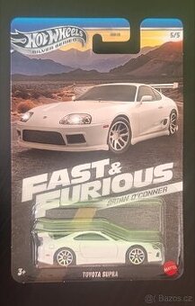 Hot Wheels premium Toyota Supra bílé barvy