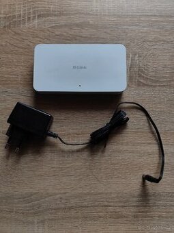 Switch 8 a 4 port 1Gb