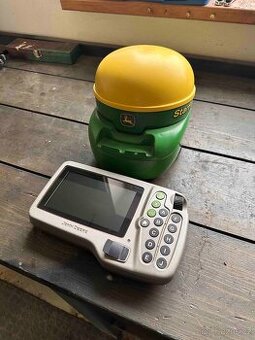 Navigace Greenstar 2 + Starfire 3000