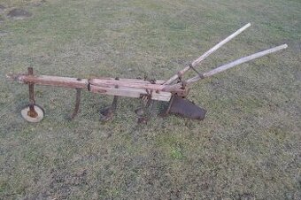 Historická zemědělská technika - č6.